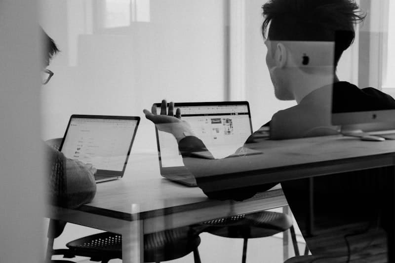 Digitale Arbeit am Laptop